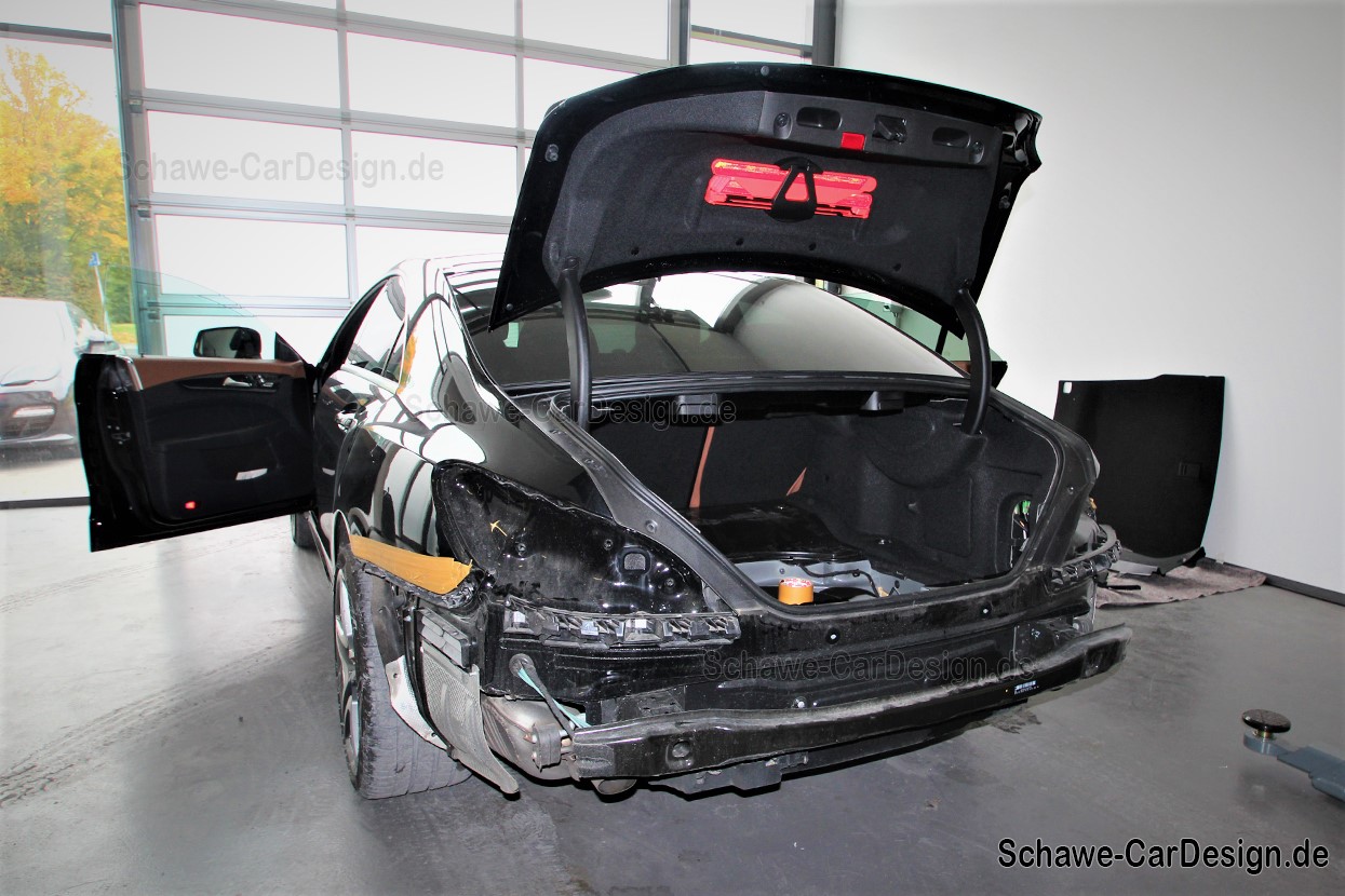 Roofless Mercedes CLS63 AMG gets a new lease of life after massive body repair