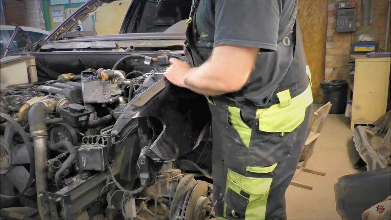 This BMW X5 repair is like watching a magician perform magic tricks