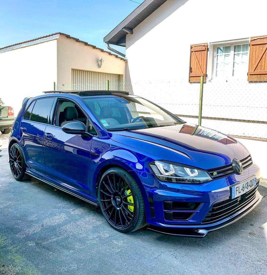 Volkswagen Golf R420 first time spotted