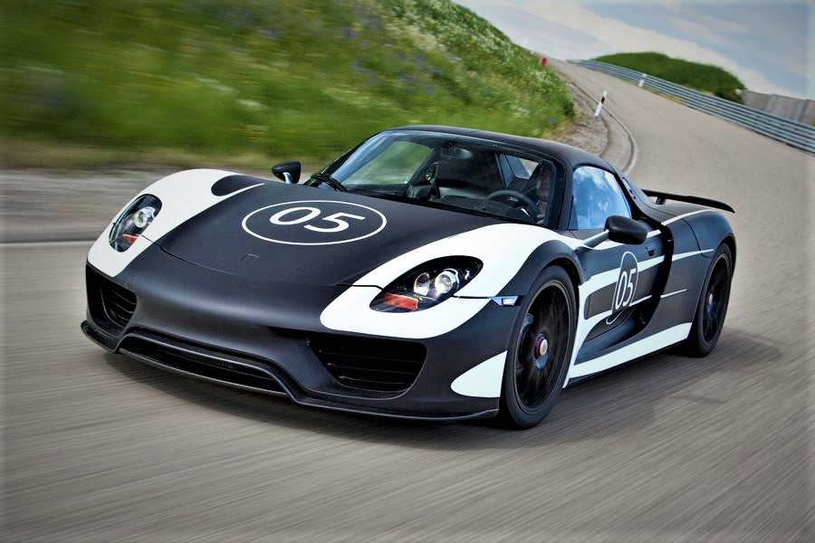 2015 Porsche 960 supercar comes into focus - rumors