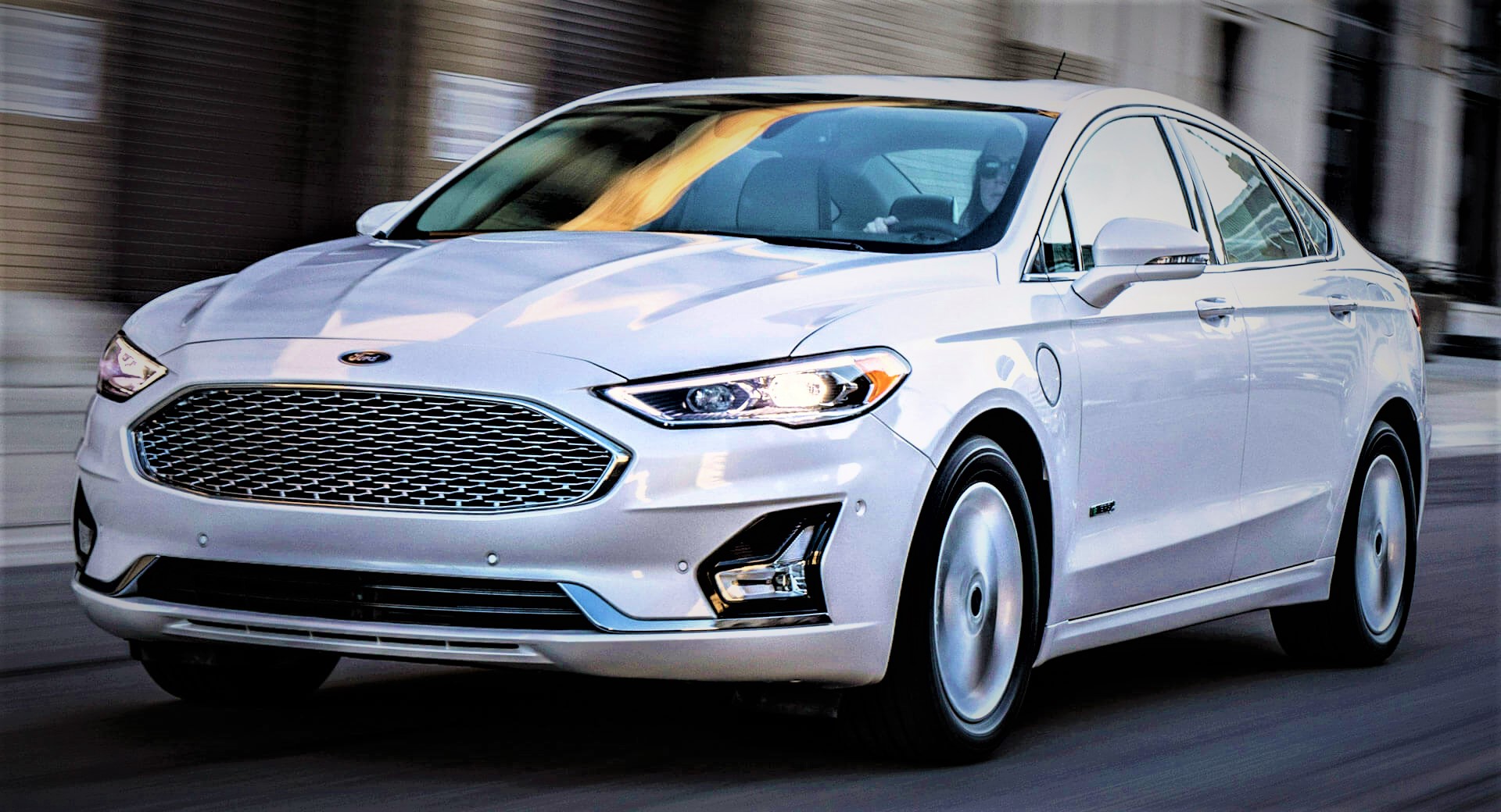 2019 Ford Fusion gets a minor facelift and more standard safety tech