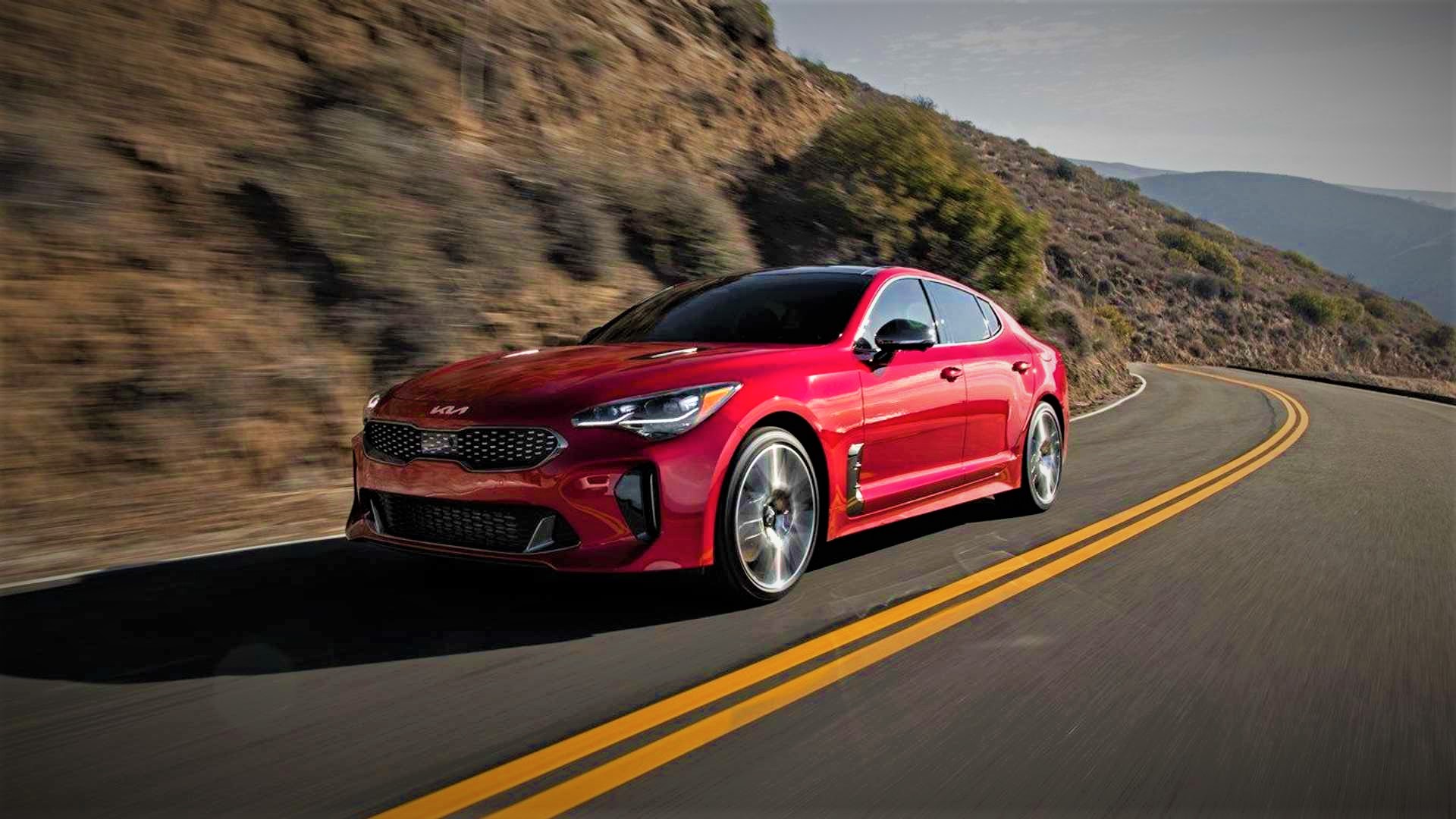 2022 Kia Stinger makes US debut with a new face and more horsepower