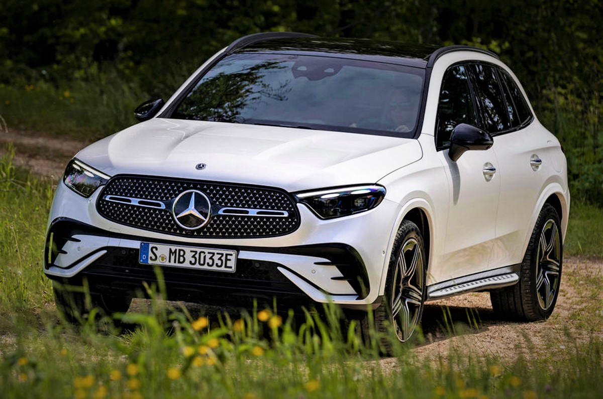 2022 Mercedes GLC Still Camouflaged