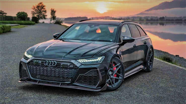 ABT Audi RS6 Avant Attempts to Beat Huracan STO In Close Drag Races