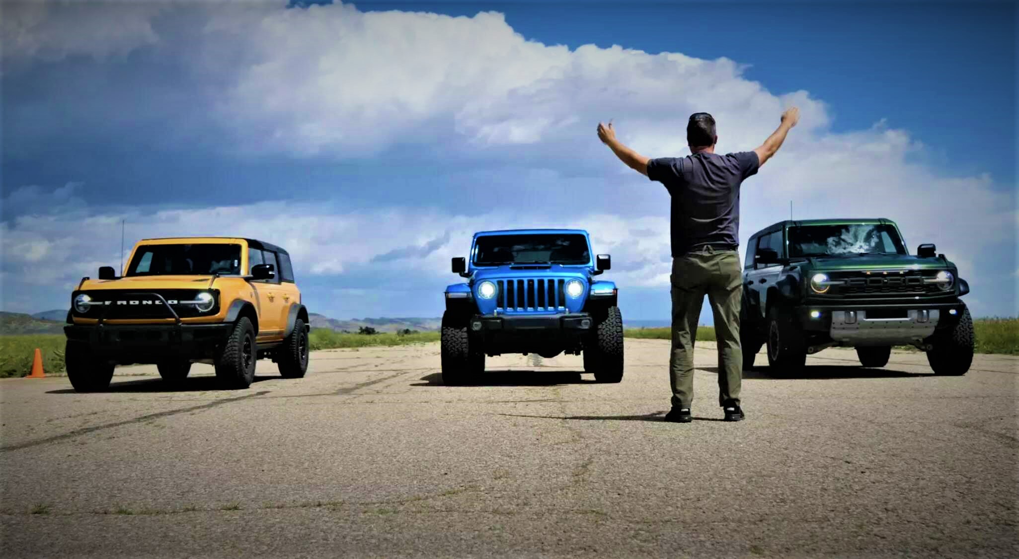 Can 2021 Ford Bronco Win Against Jeep Wrangler In A Drag Race?