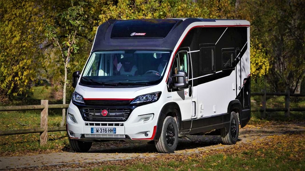 Challenger Combo Offers Motorhome Living Space In A Compact Package