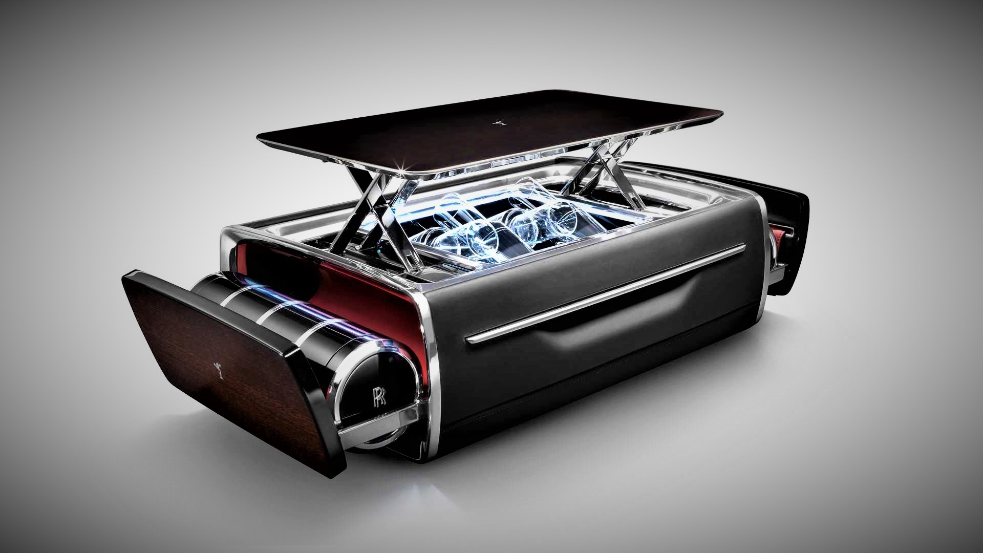 Eat The Rich Rolls-Royce Introduces Champagne Chest