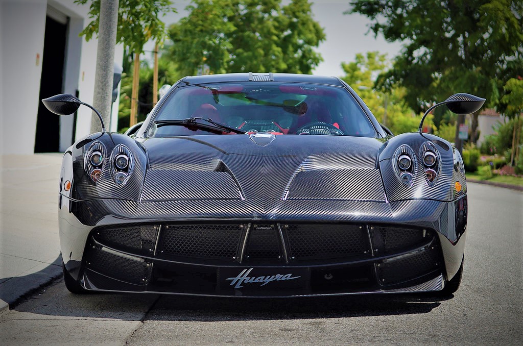 Hardcore Pagani Huayra Spotted with Gigantic Diffuser