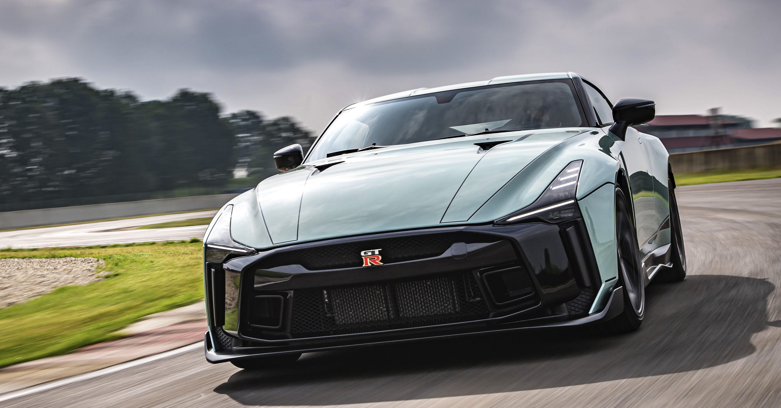 Nissan trademarks "R-Hybrid", GT-R Hybrid planned