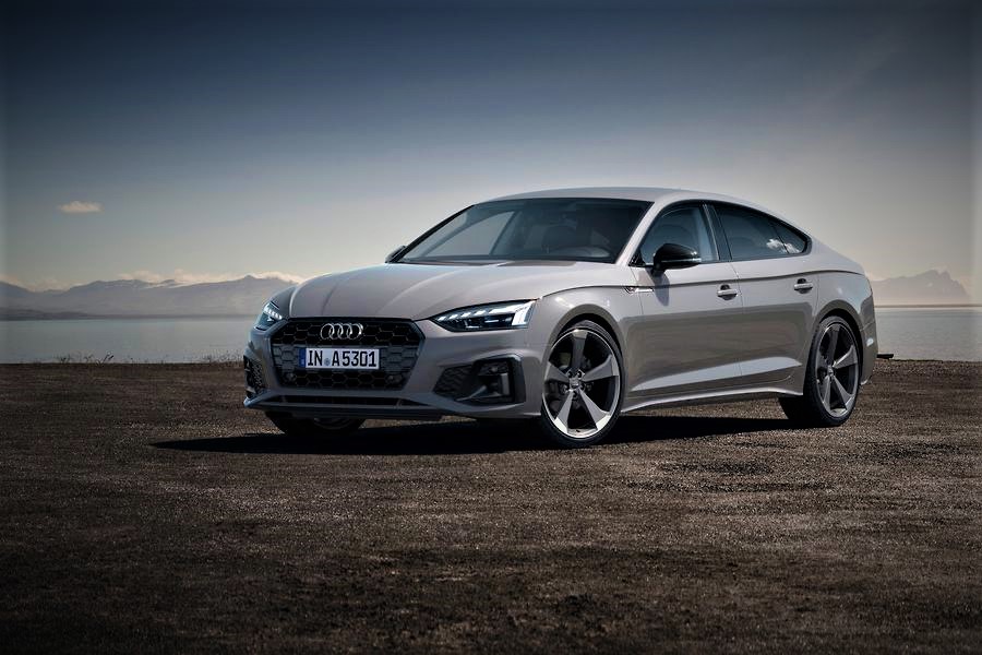 Official Videos: 2019 Audi RS5 Sportback Flexes its Muscles