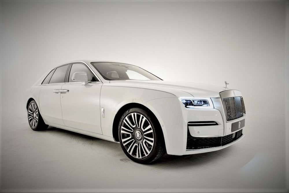 Rolls-Royce Ghost Teaser Vid Reveals a 'Simple Suspension Setup