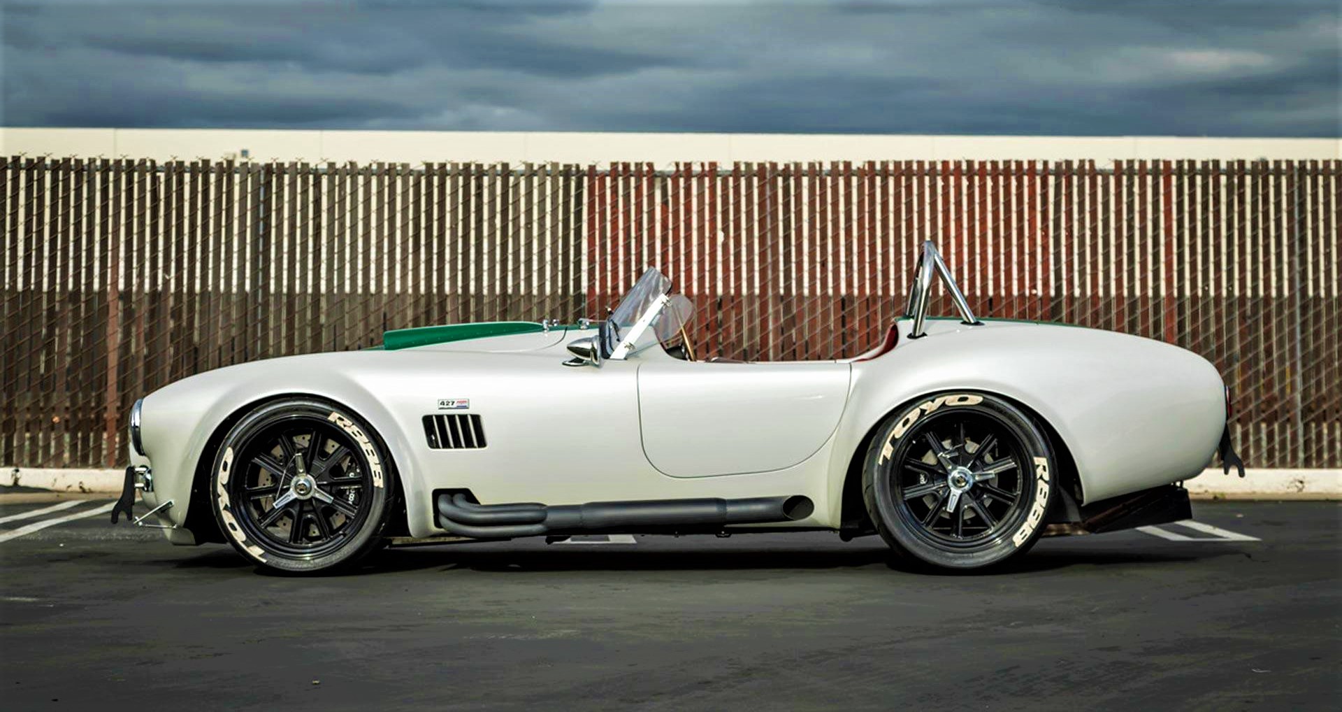 Superformance's Cobra Hits 201 MPH at the Fastest Speed