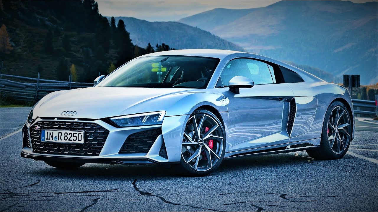 The Past meets the Present: Audi Quattro and 2020 Audi R8 in The Alps