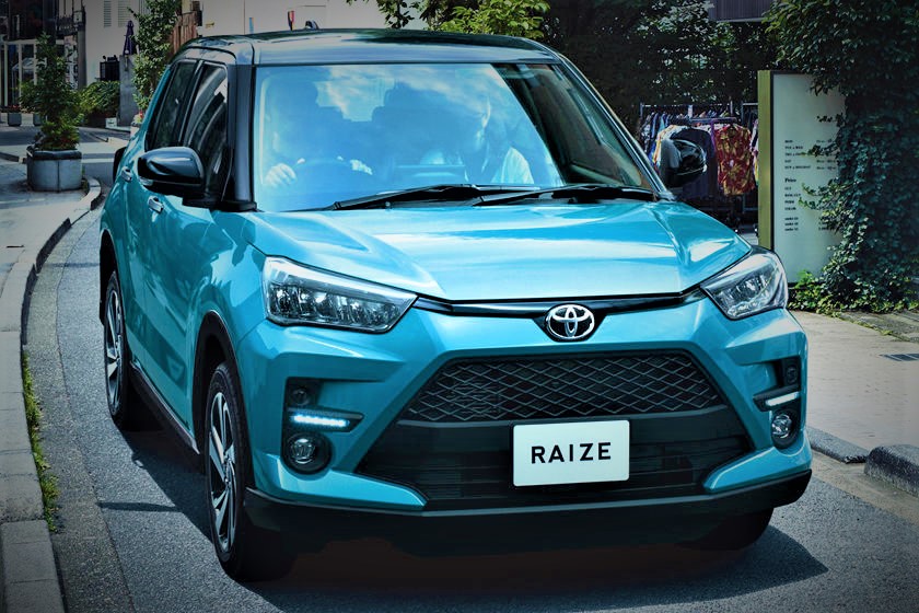 Toyota Launches Japan's Little Brother to the RAV4