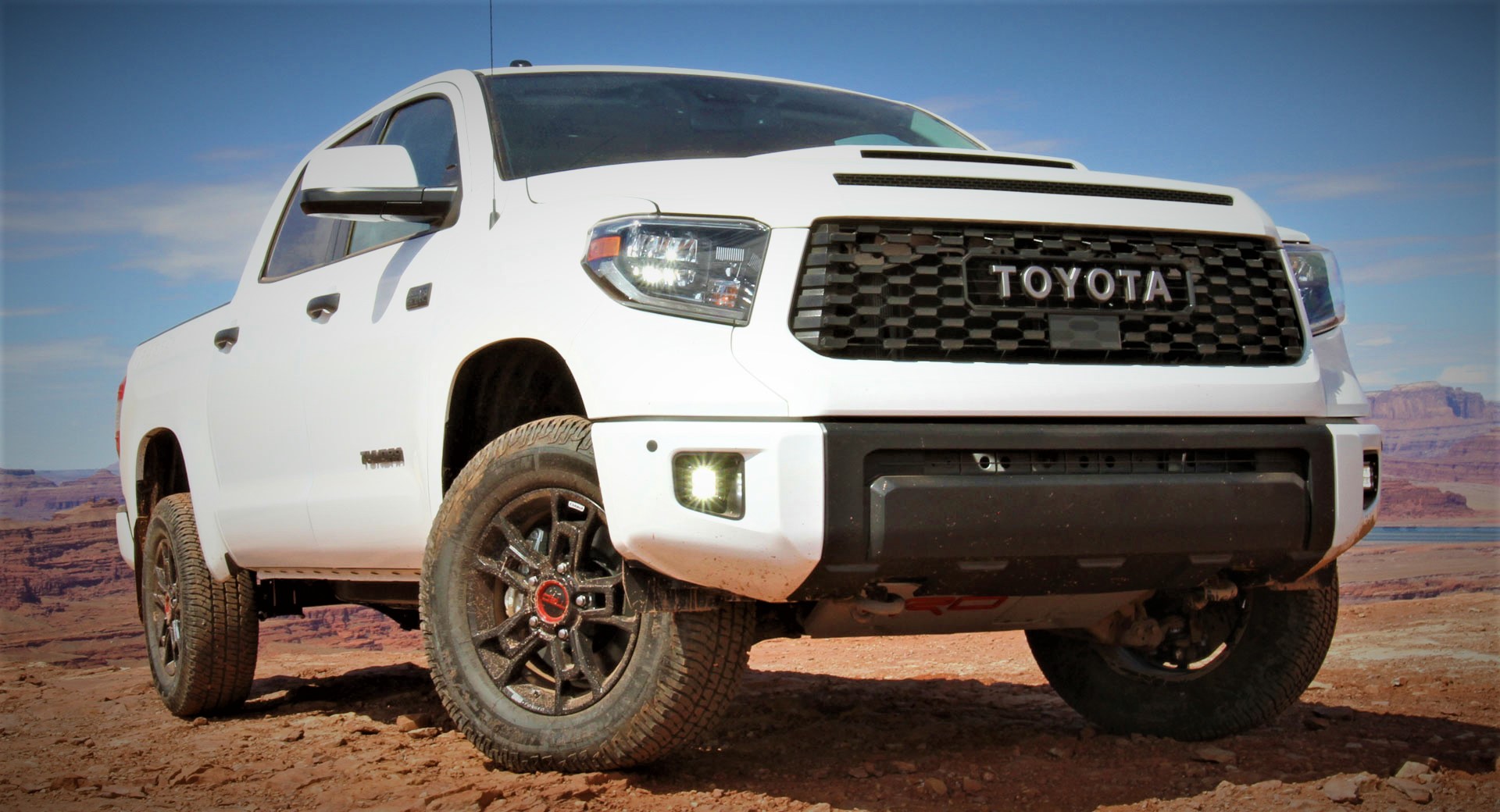 Toyota Tundra could have Twin-Turbo Hybrid V6 with 450 HP