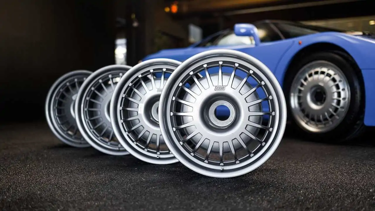 Original Bugatti EB110 wheels could fetch Nissan Versa money at auction