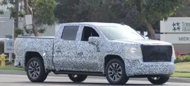 Detroit: 2019 GMC Sierra to Debut March 1