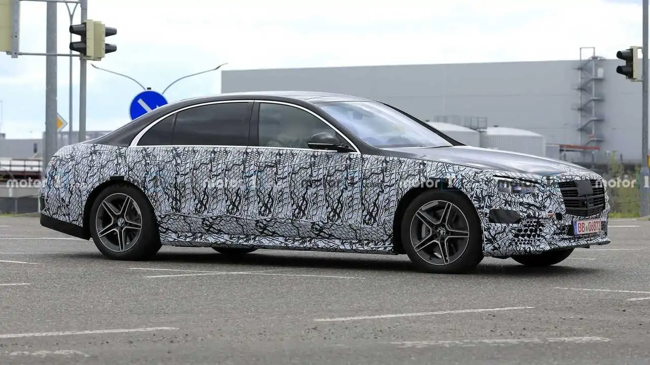 2021 Mercedes S-Class debuts in September, V12 gets all-wheel drive