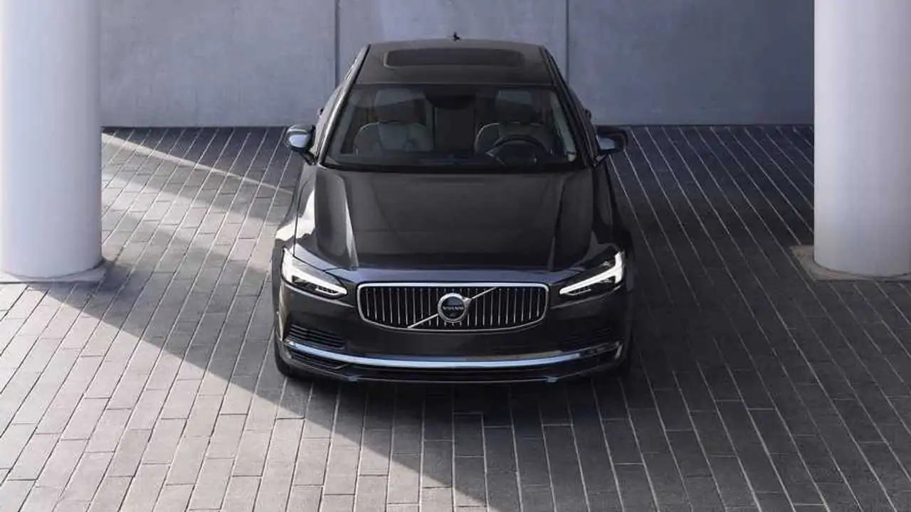 Volvo Limits All New Cars to 112 MPH