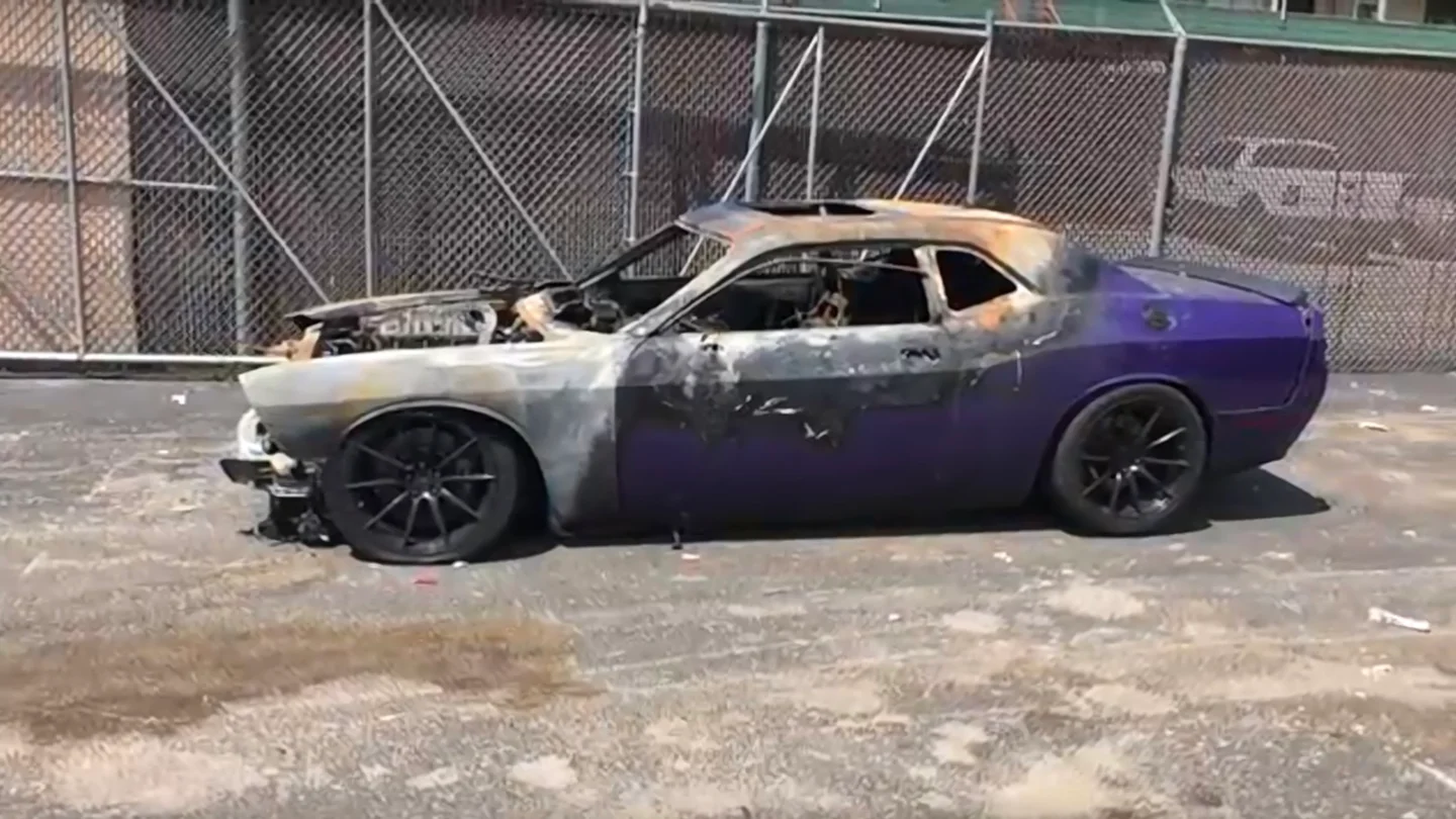 Challenger Hellcat owner records his car burning to the ground