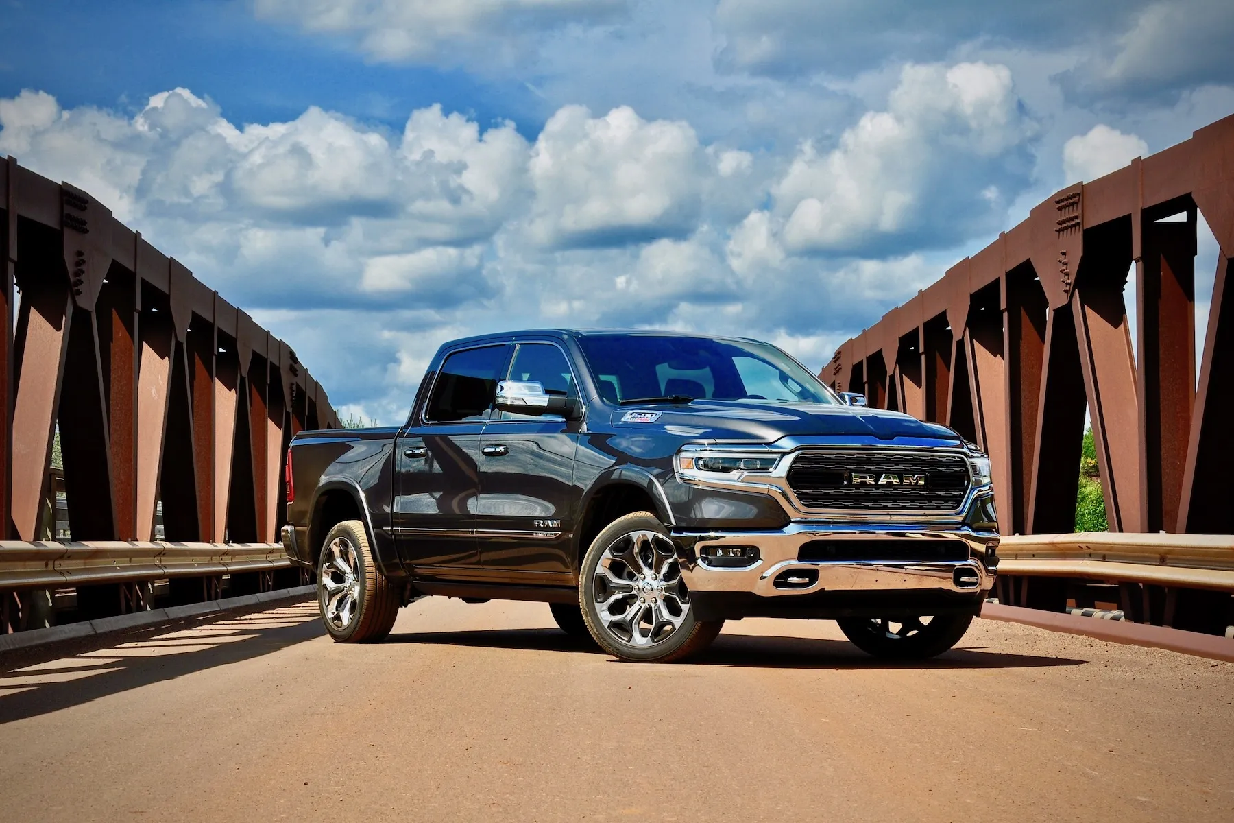 Ram 1500 EcoDiesel Is A Go, Midsize Truck Is A No For Now [UPDATE]