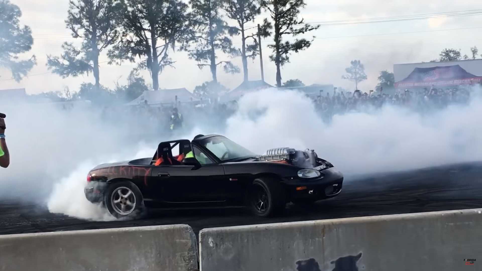 Hellcat-Swapped Mazda MX-5 Makes a Comeback in Its Own Tire Smoke