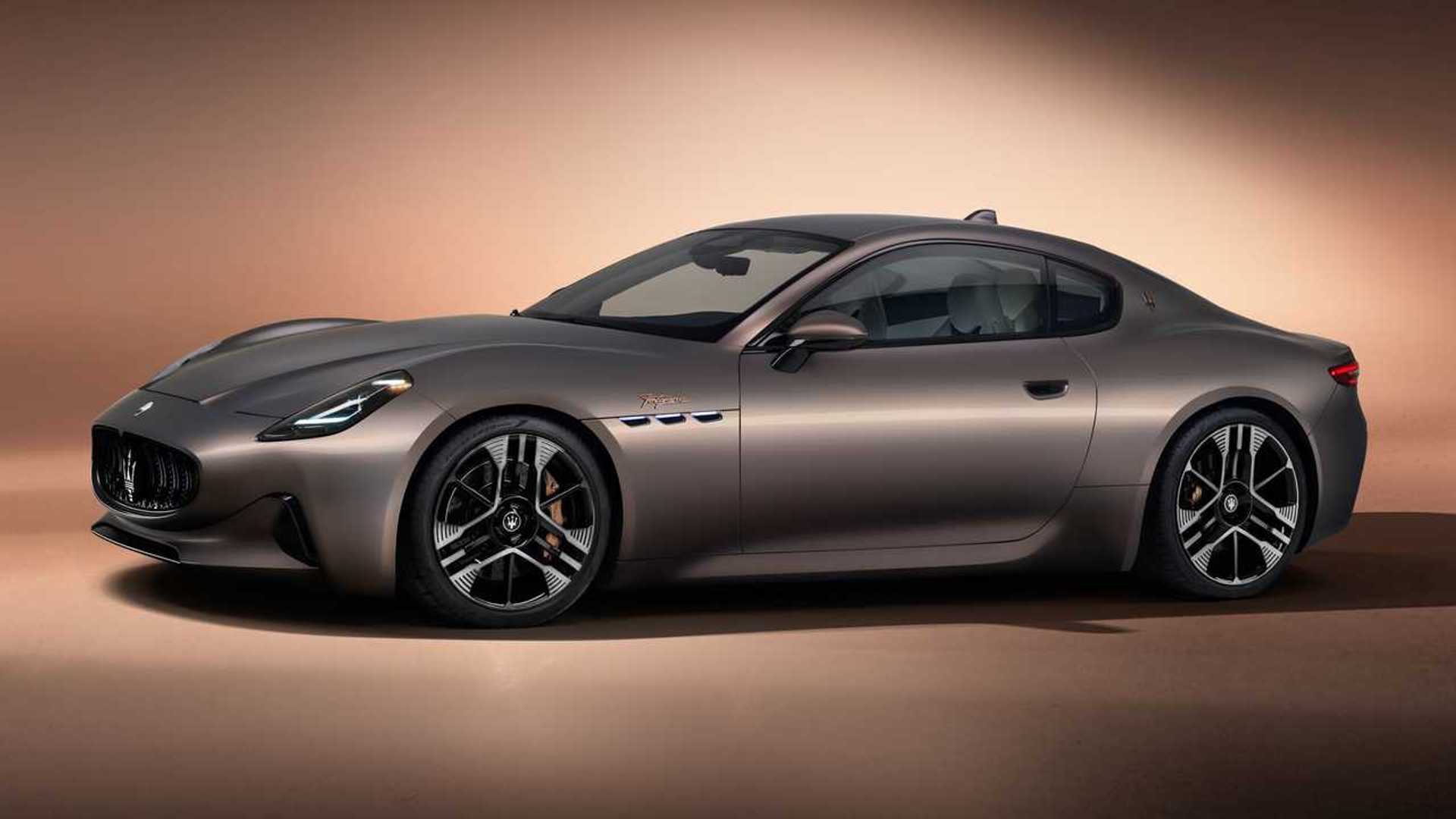 Maserati GranCabrio aka Granturismo Spider revealed - debut in Frankfurt