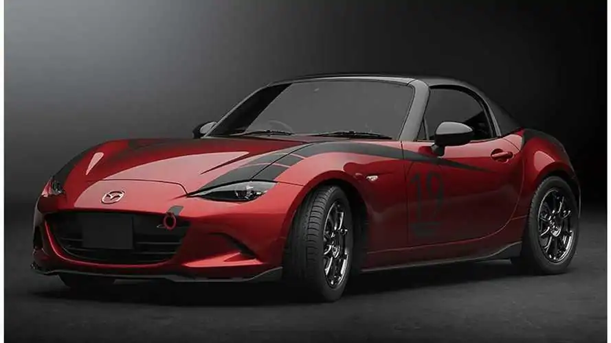 2019 Mazda3 Factory Body Kit and MX-5 Carbon Fiber Top Revealed