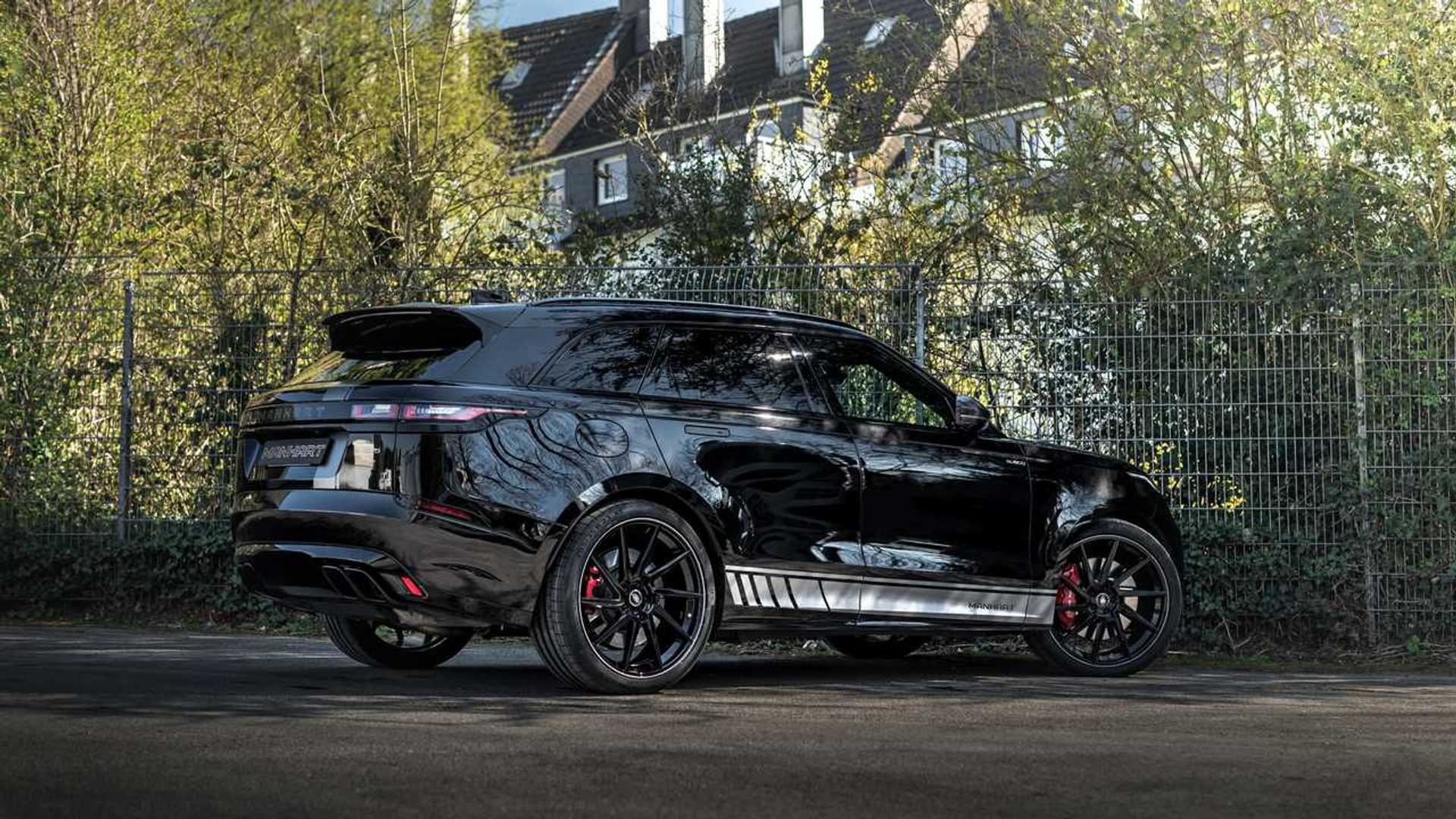 Range Rover Velar By Manhart Sounds Evil At 184 MPH On Autobahn