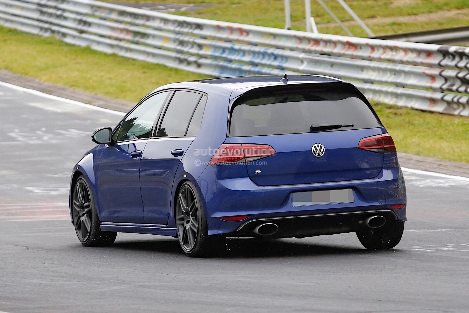 What is the purpose of this VW Golf R having Audi's RS Oval Exhaust Tips for it?