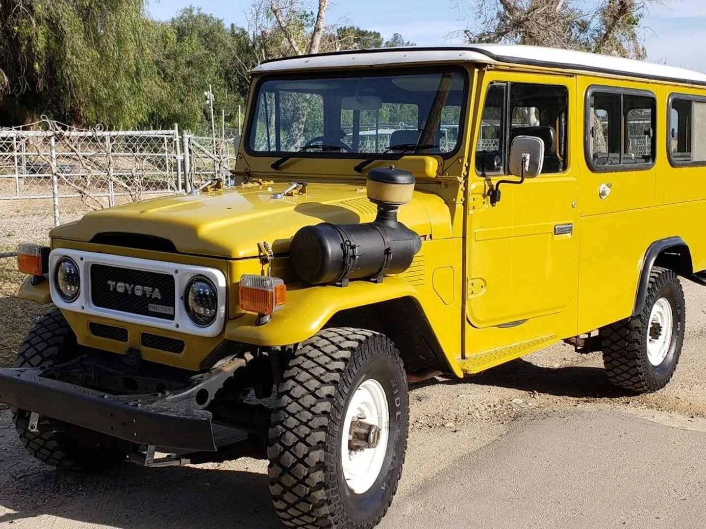 1979 Toyota Land Cruiser HJ45 with Pop Top Camper for Sale