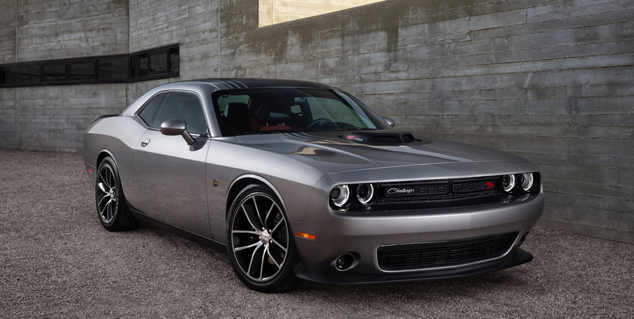 Dodge Challenger 2016 gets a Blacktop Appearance Package