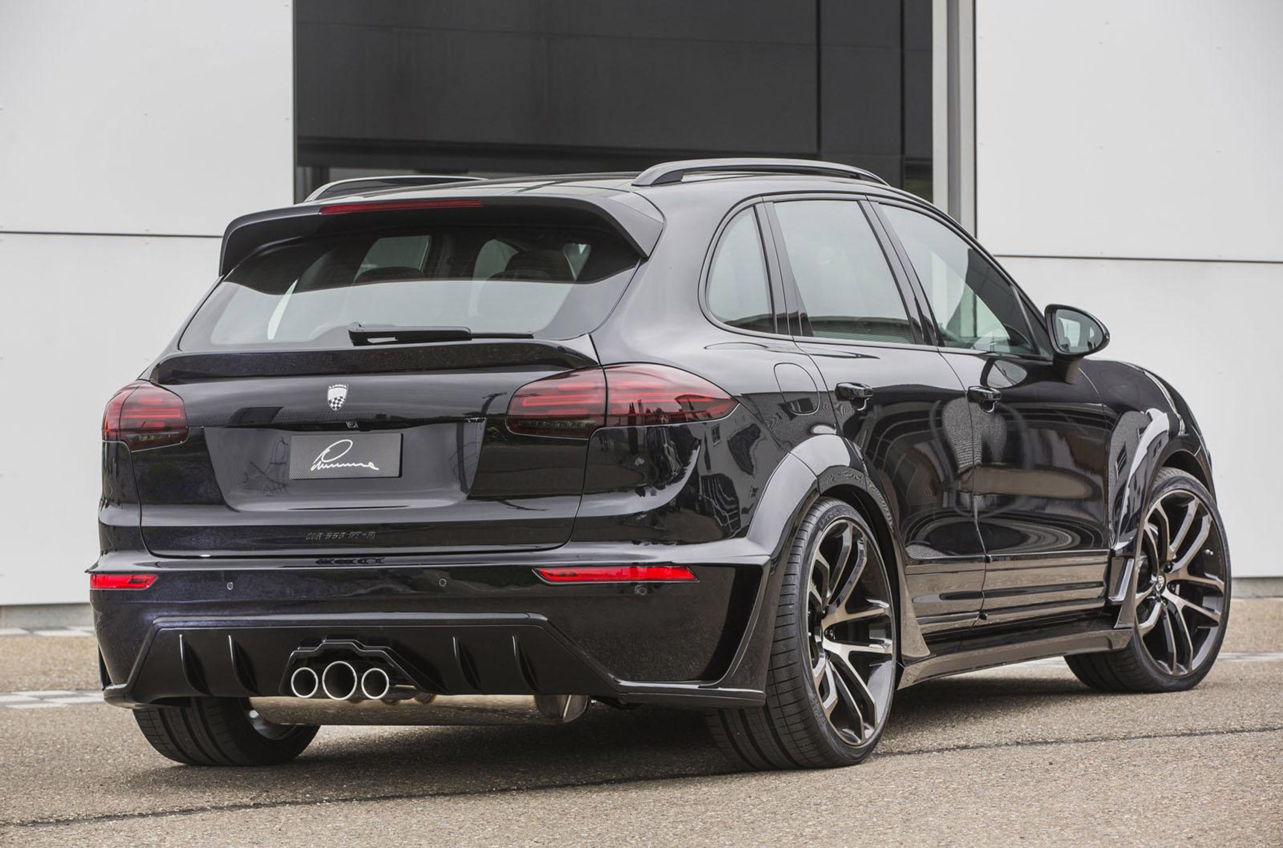 Lumma Design offers Porsche Cayenne II tuning in three flavors