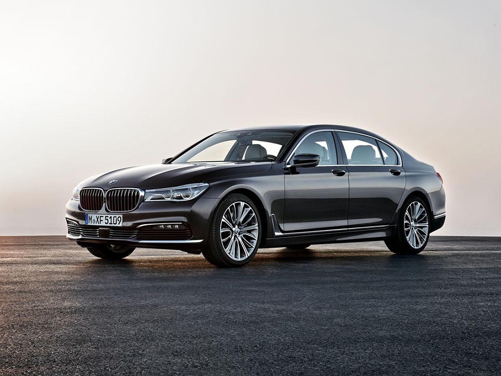 Officially unveiled 2016 BMW 7-Series [videos]