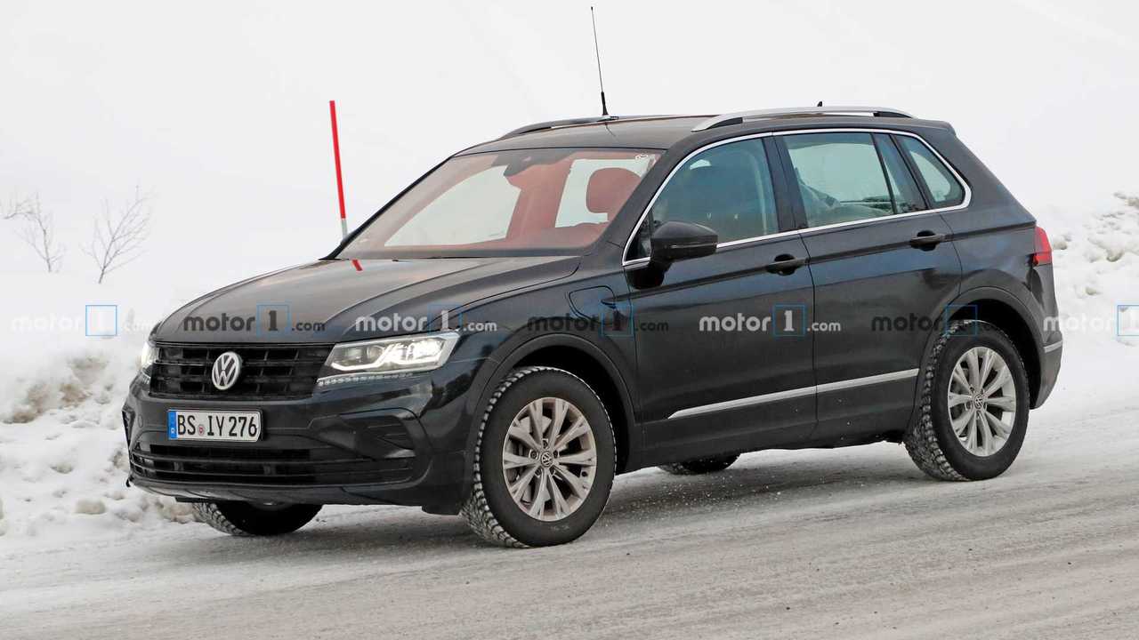 2021 VW Tiguan GTE plug-In Hybrid Spied Facelift