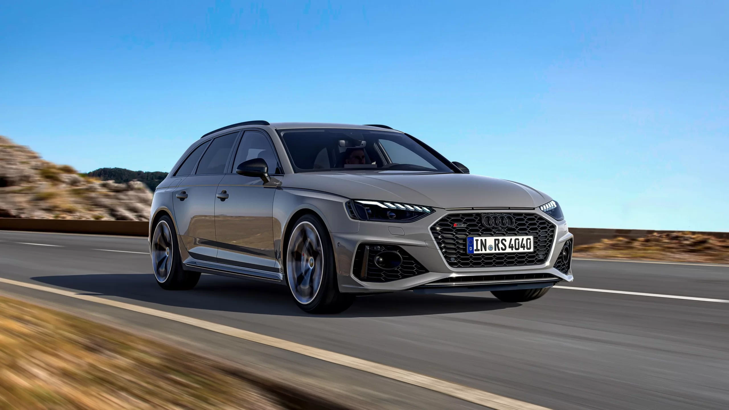 Audi RS4 Avant Cooling down In A New Ad Might Give you Goosebumps