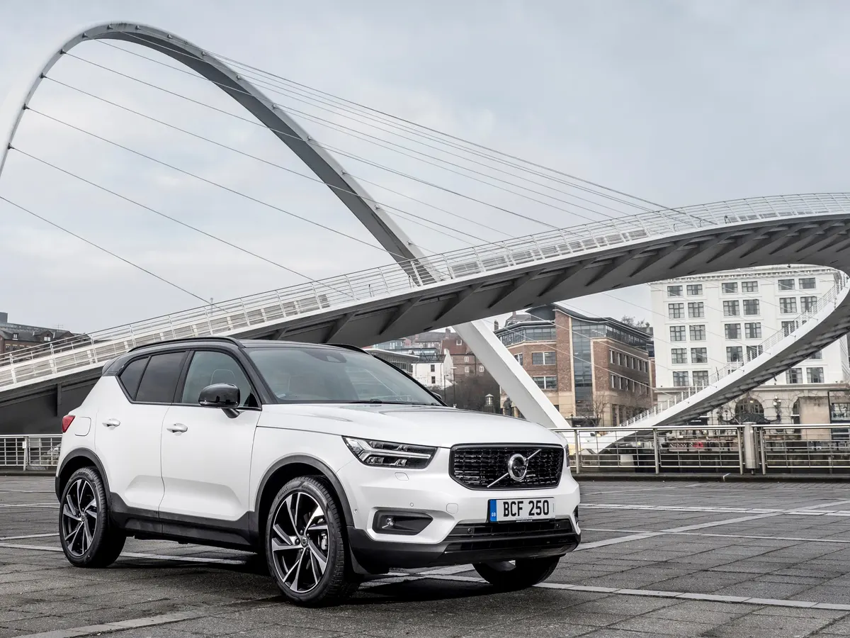 Imagine if the Volvo XC40 would look like this.