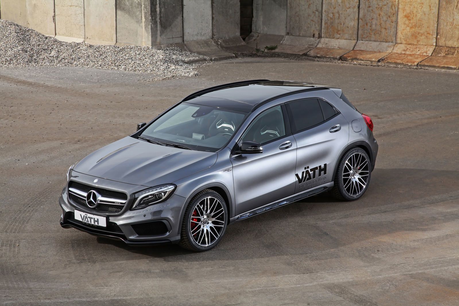 Vath plays the Mercedes GLA 45AMG up to 395 PS