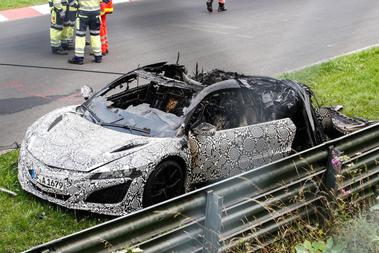 Two battery explosions cause 2015 Honda/Acura NSX to burst into flames