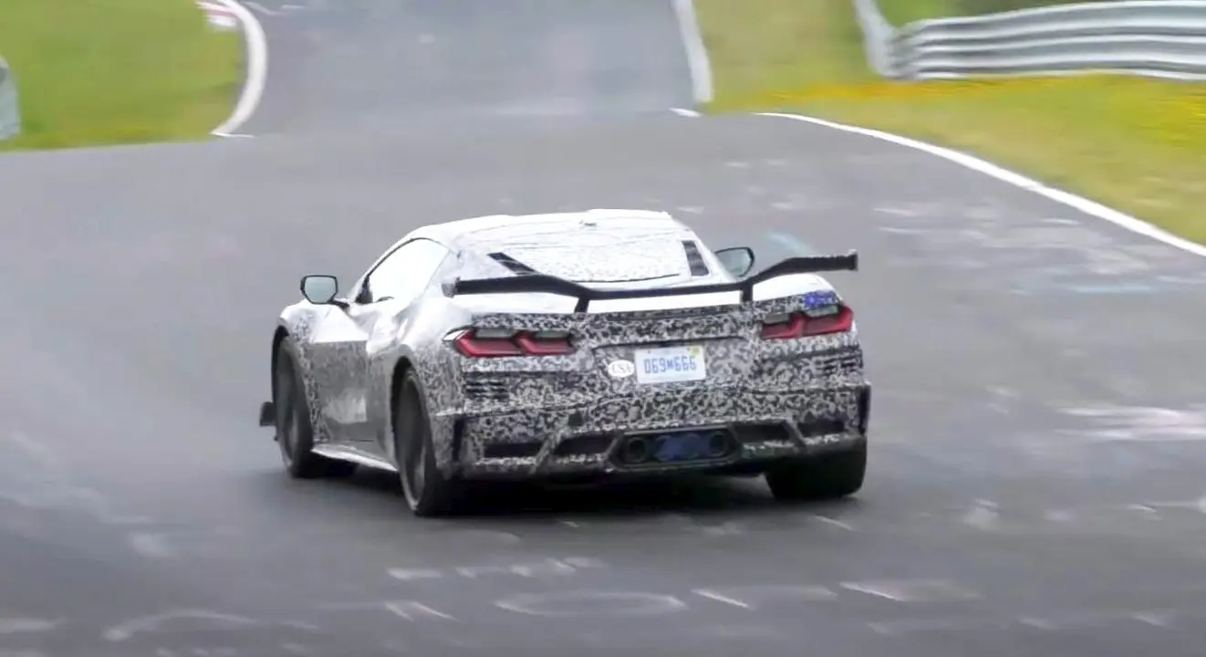 Chevy Corvette Z06C8 Sounds Amazing at The Nurburgring