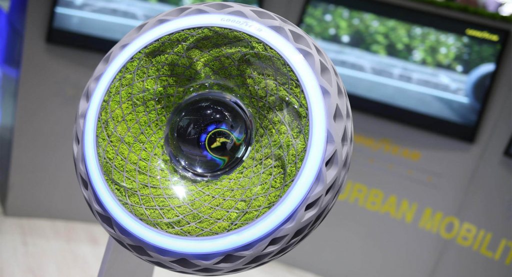 Goodyear Concept Tire is a Rolling Stone that Gathers Moss