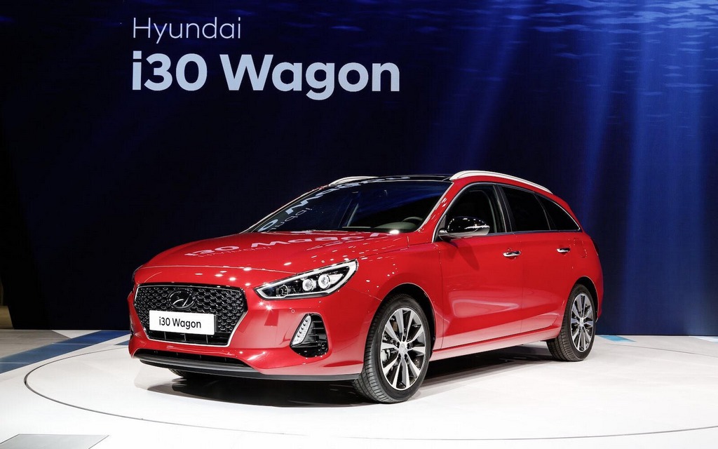 2017 Hyundai i30 Wagon has more space for junk