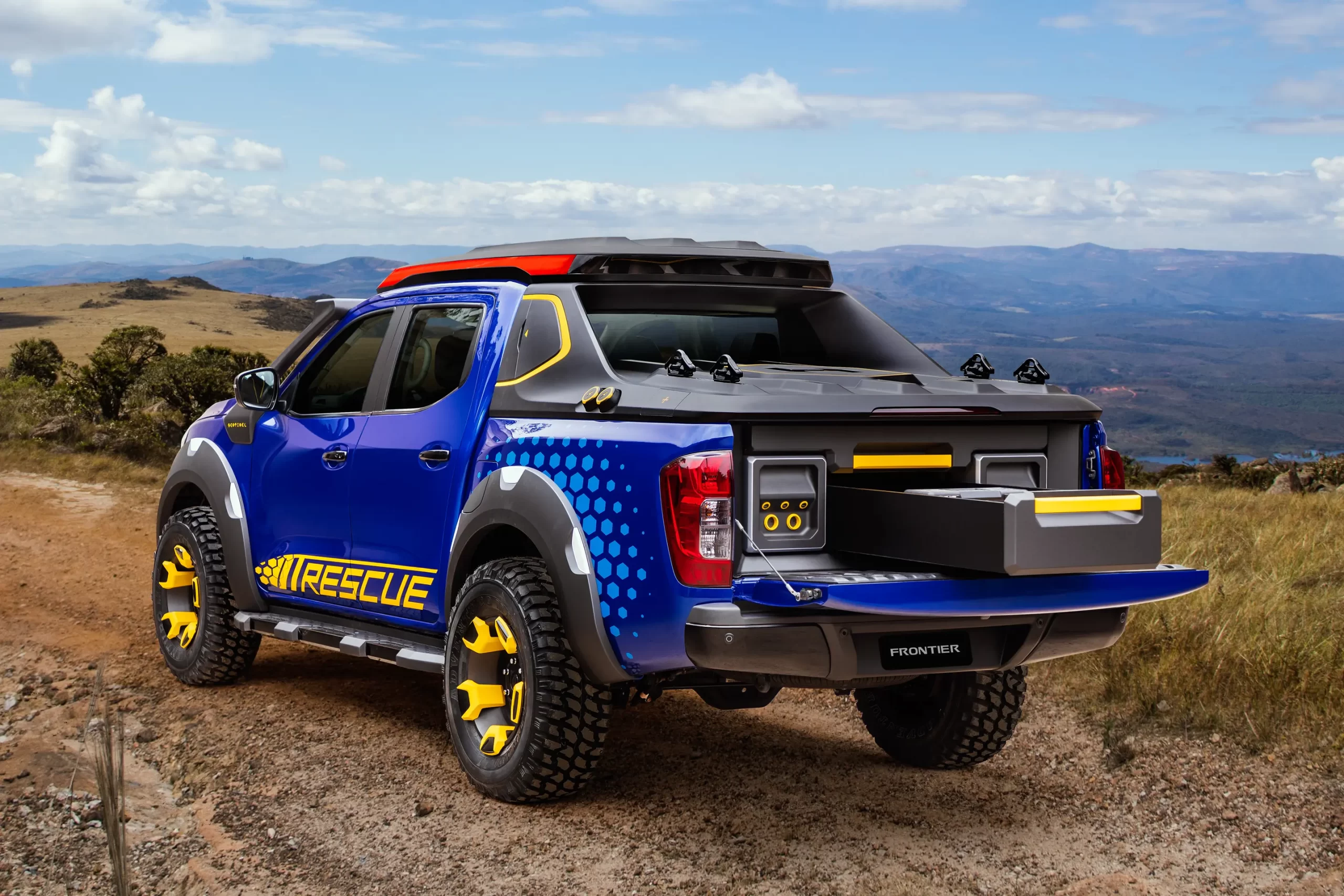 Nissan Frontier Sentinel Concept Debuts Ready For Rescues