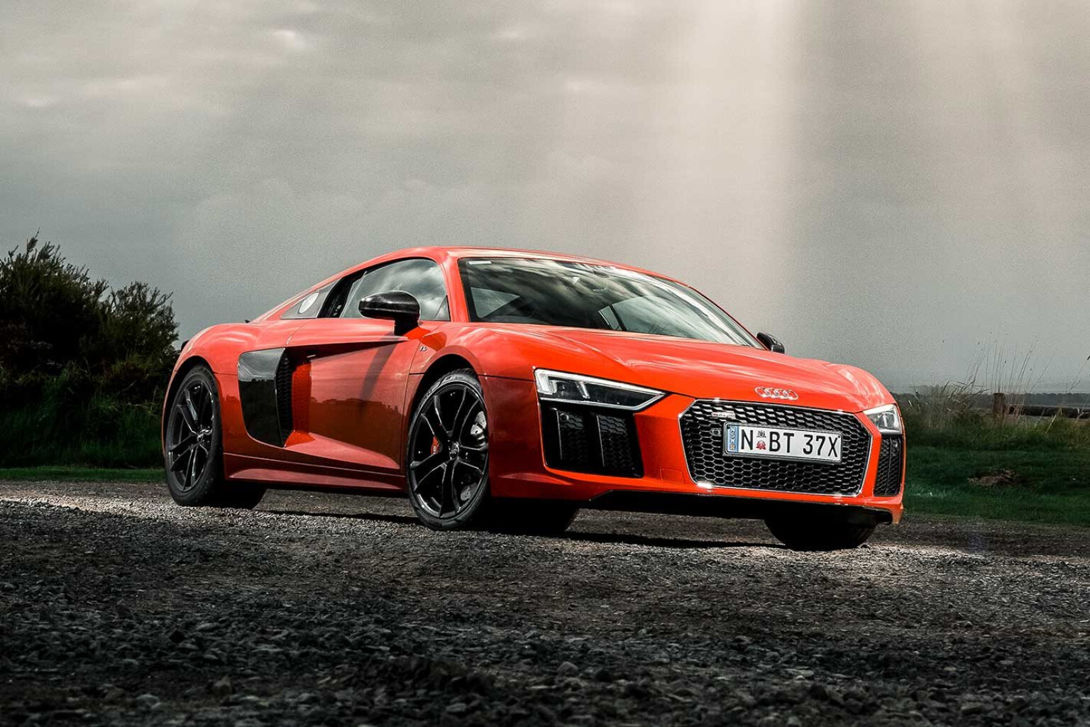 Hop Inside Straight-Piped Audi R8 V10 RWS For A Fast Nurburgring Lap