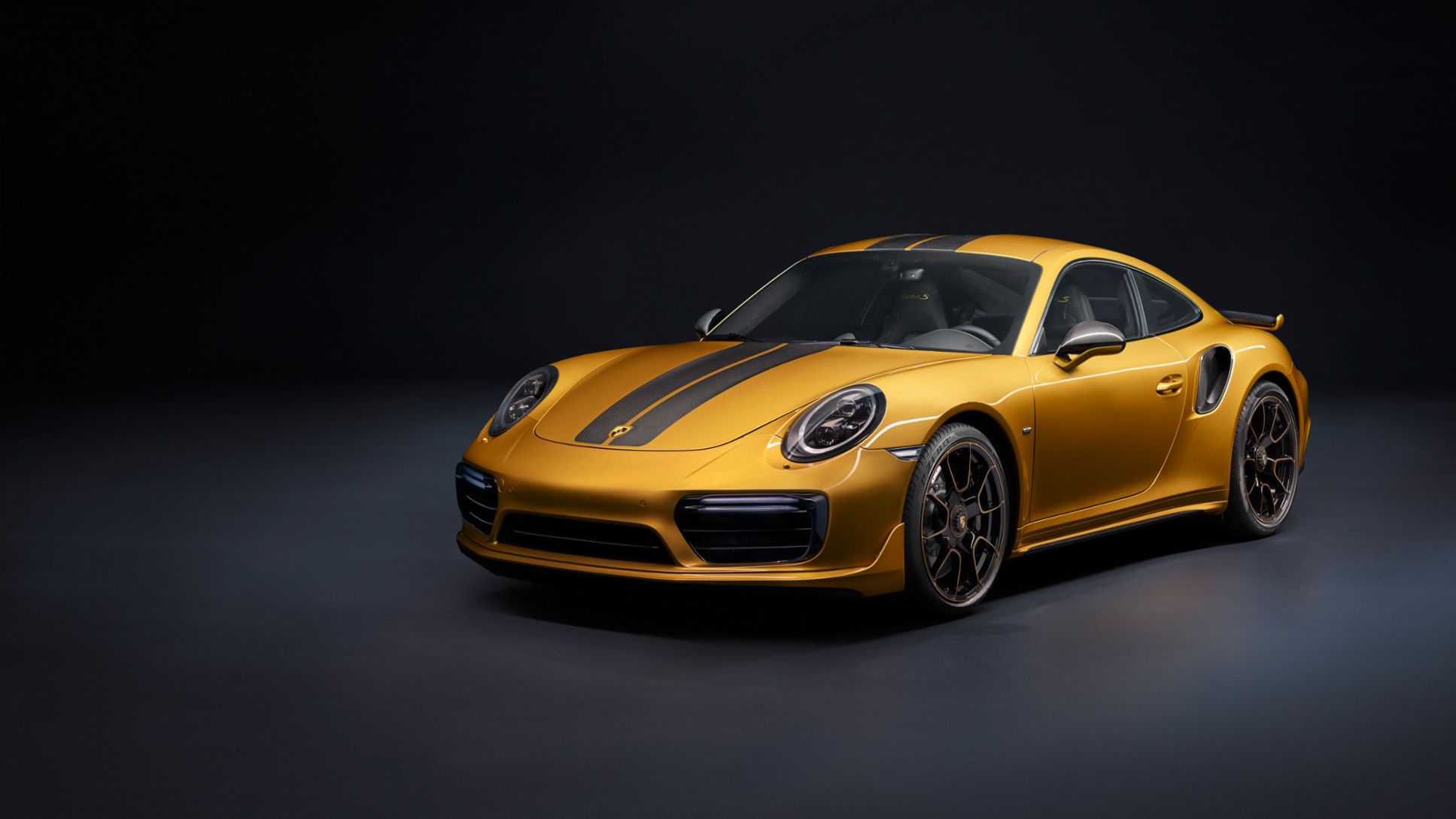 Porsche Exclusive already has the new 911 in its hands