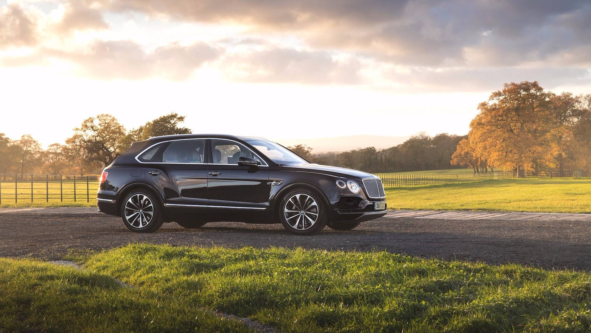 Bentley Bentayga Field Edition allows you to hunt in style