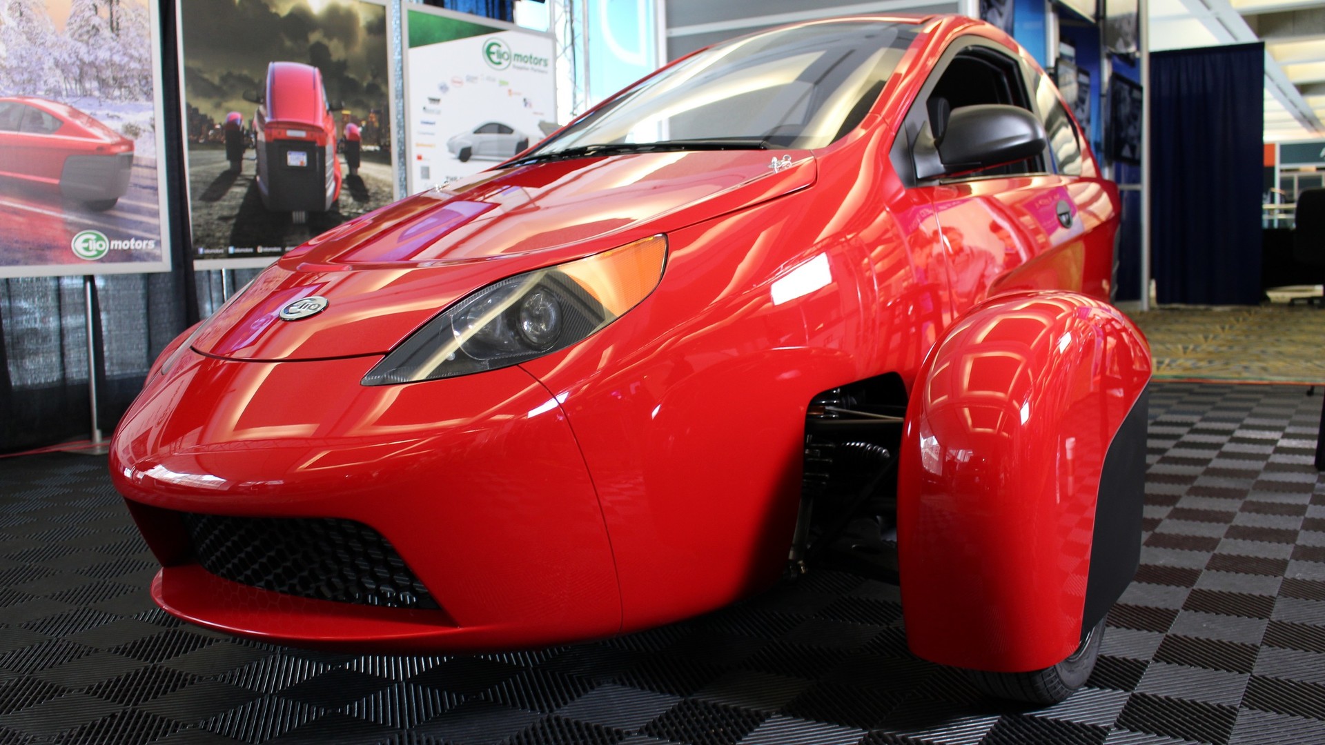 Roush To Provide Engine for Three-Wheeler Elio Motors