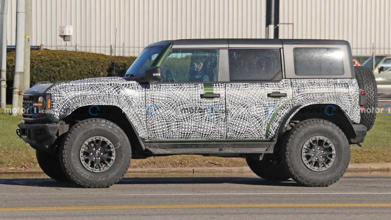 Ford Bronco Raptor Spied In Light Camo, Wears Big Fender Flares