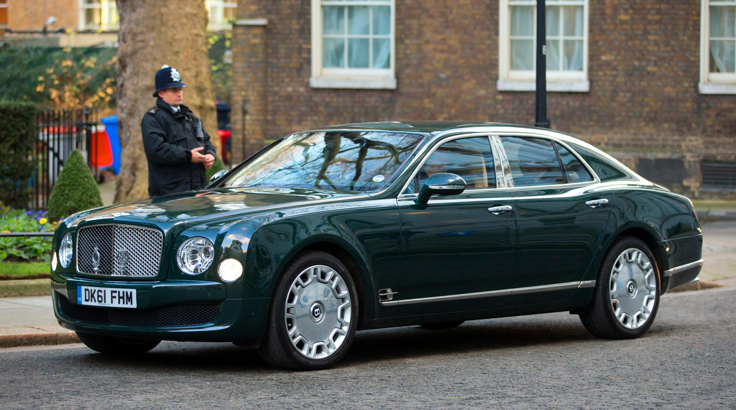 12 cars belonging to British royalty going up for auction