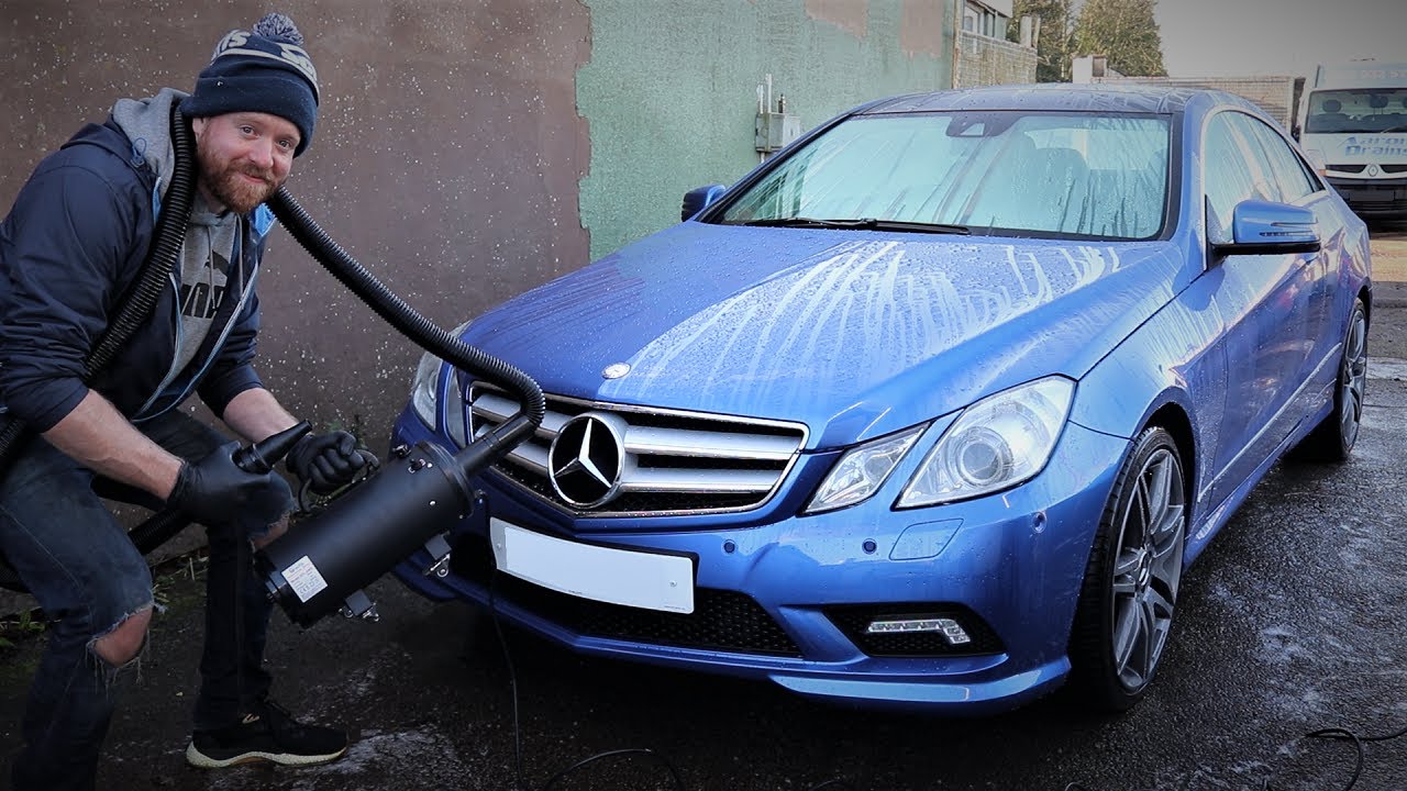 Blow drying versus towel drying your car: Which is faster?